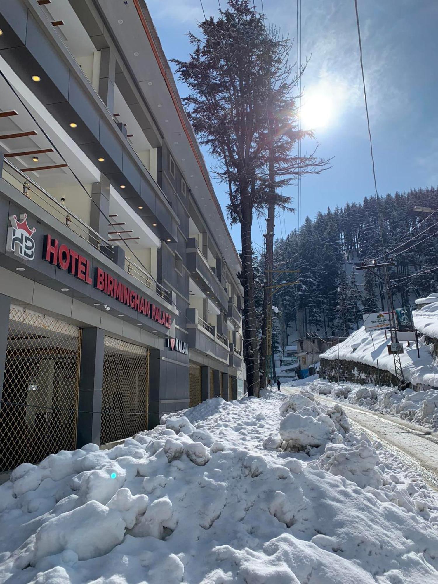 Hotel Birmingham Palace Kalam By Khan Familia Exterior foto